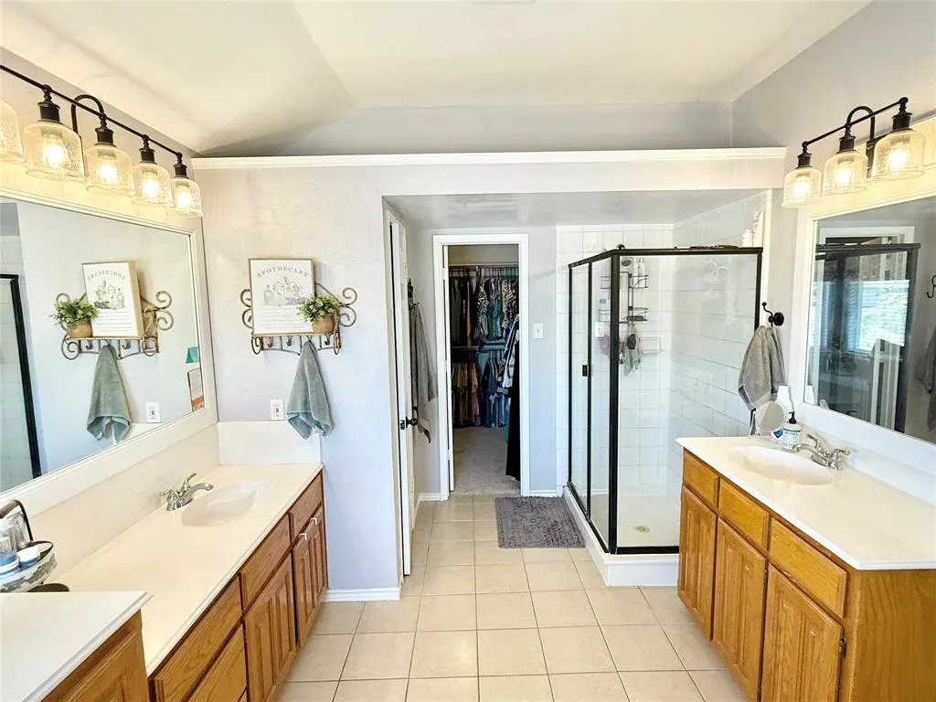 3437 Ash Lane