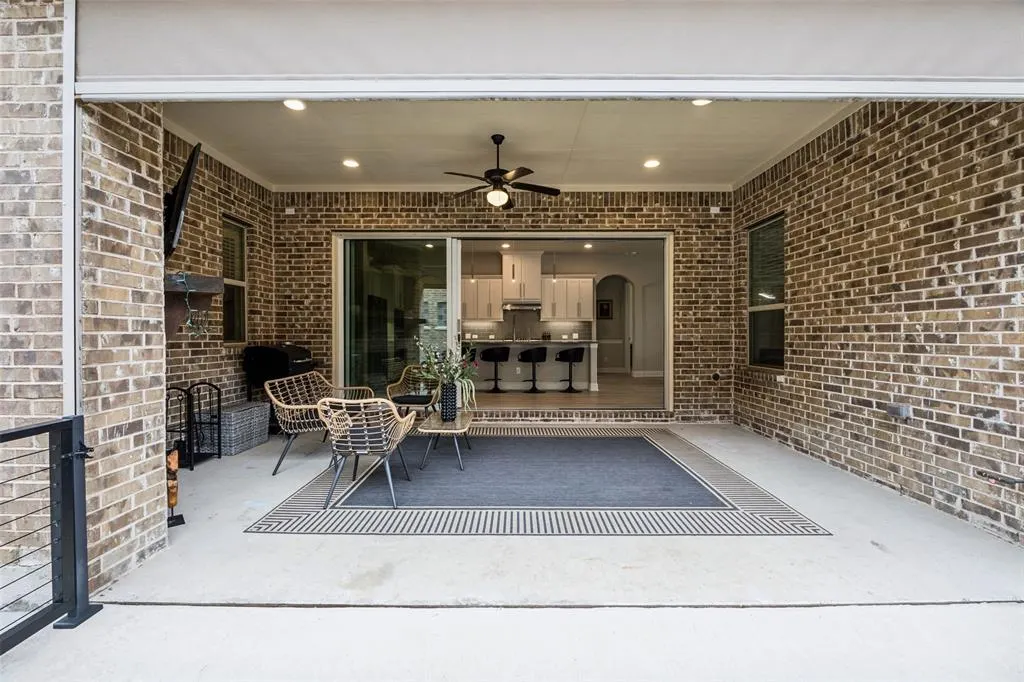 4871 Lockwood Drive