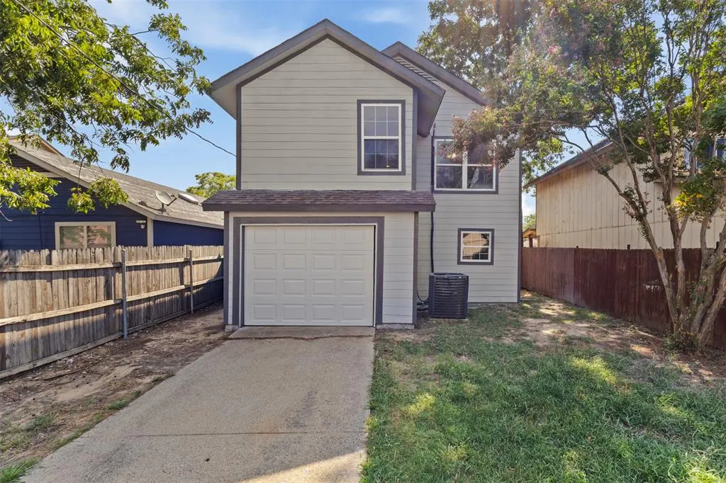 2115 Chatham Square