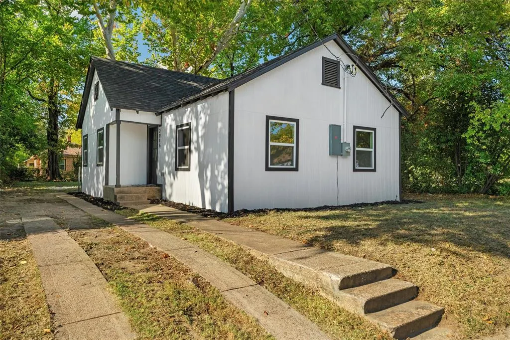 2915 Reed Lane