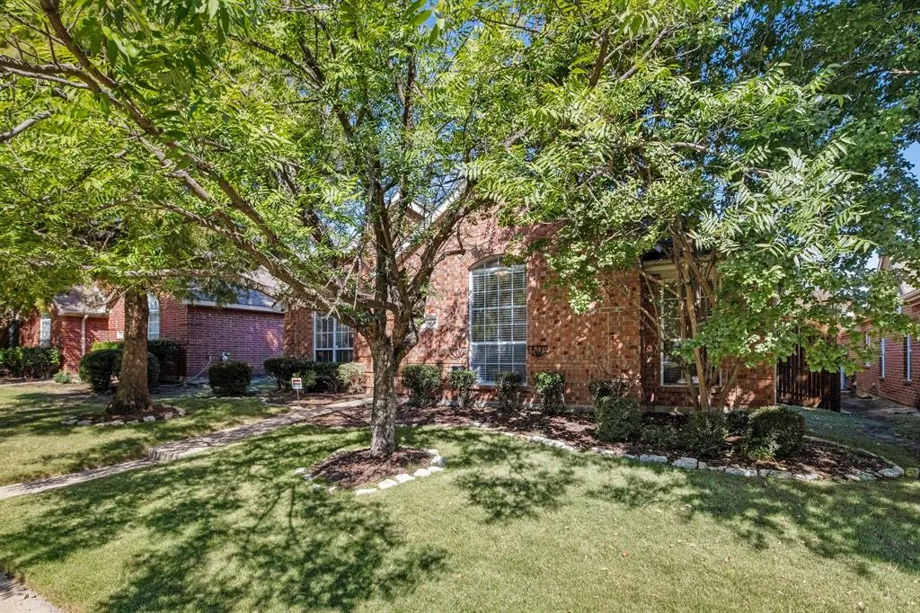 1658 Carson Lane