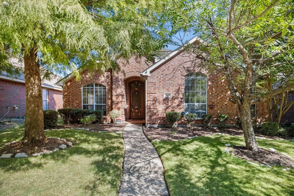 1658 Carson Lane