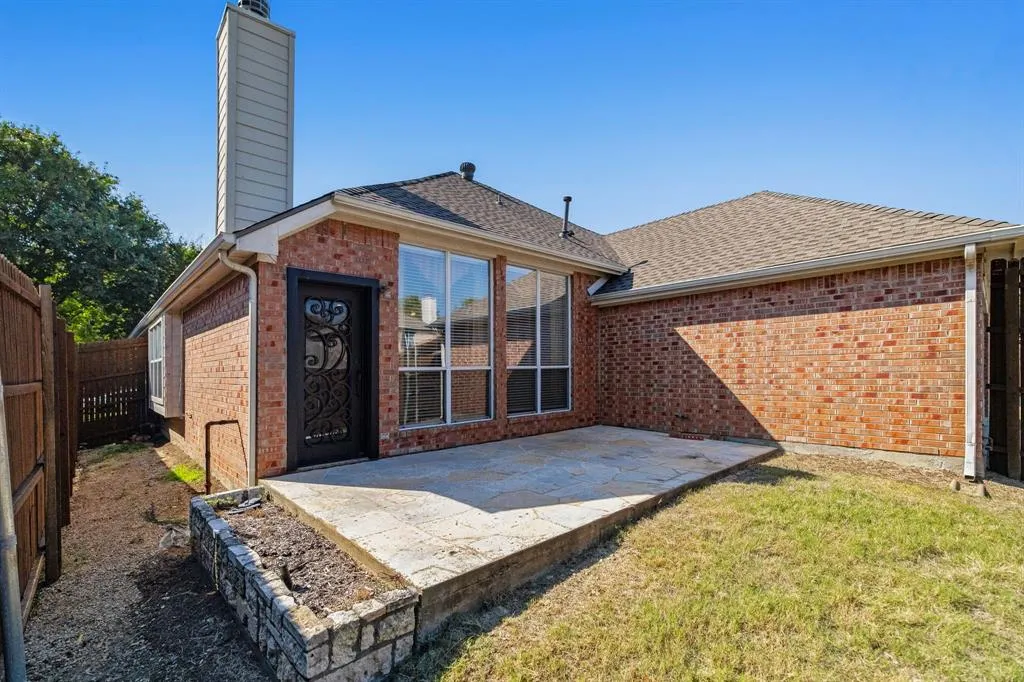 1658 Carson Lane