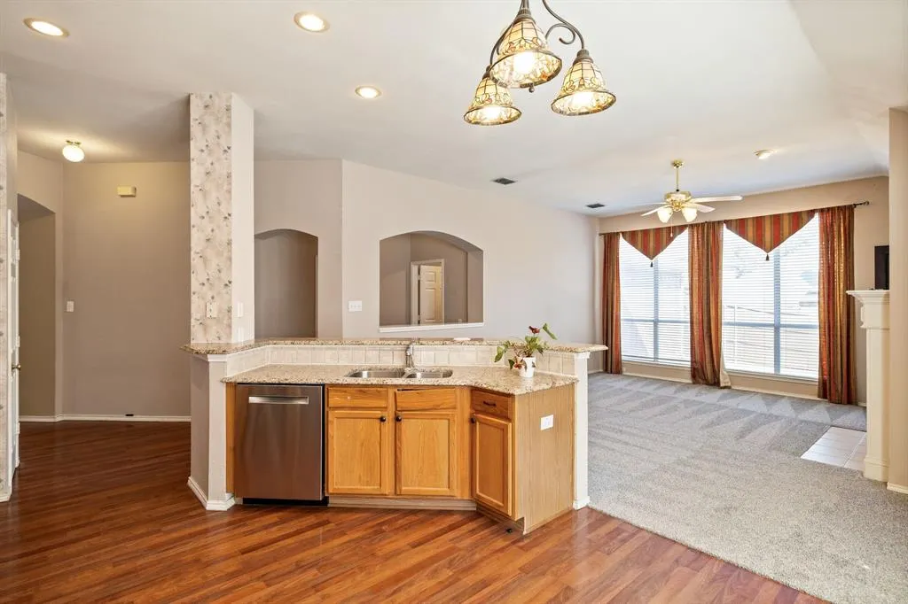1658 Carson Lane