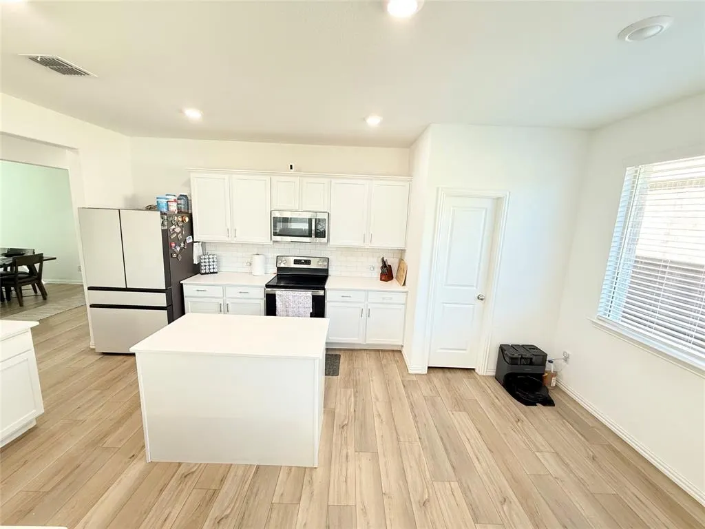 11412 Woody Creek Trail
