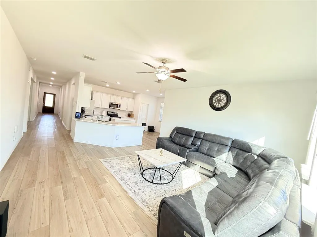 11412 Woody Creek Trail