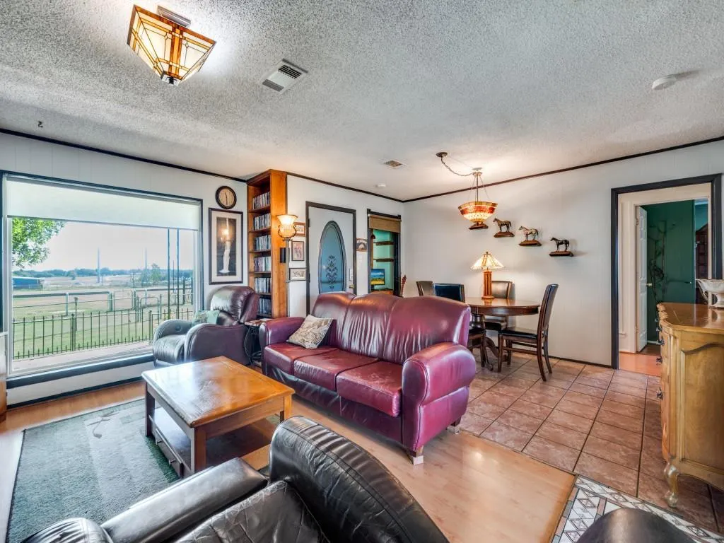 3800 DR GRIFFIN Road