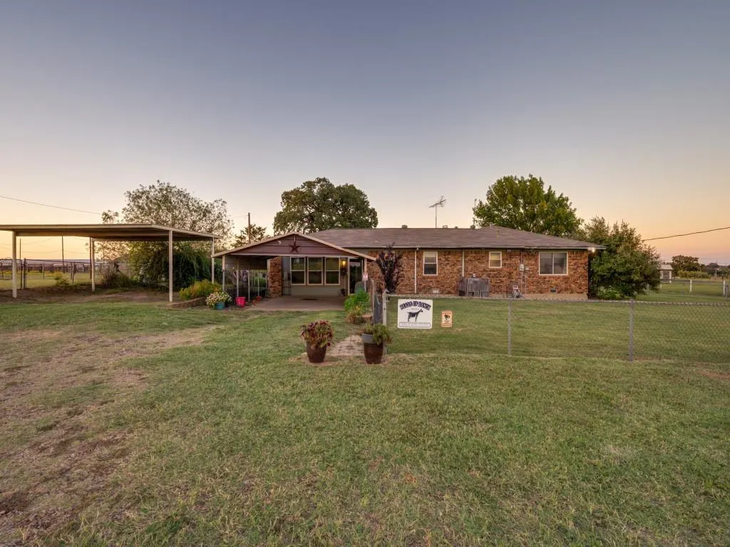 3800 DR GRIFFIN Road