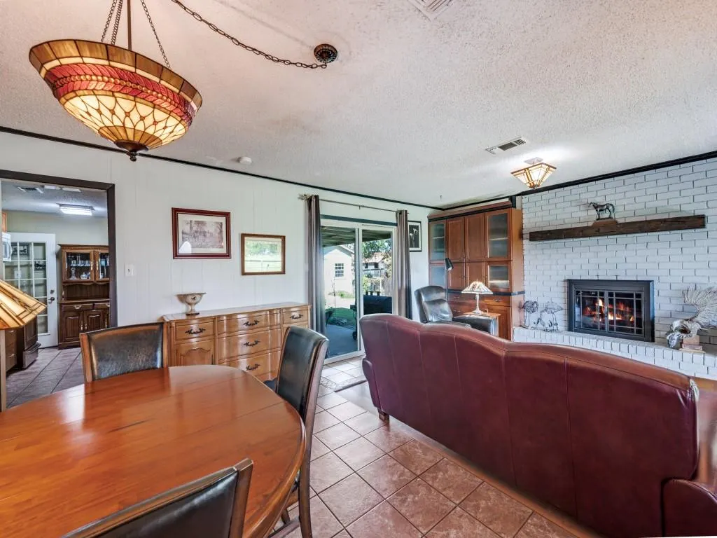 3800 DR GRIFFIN Road