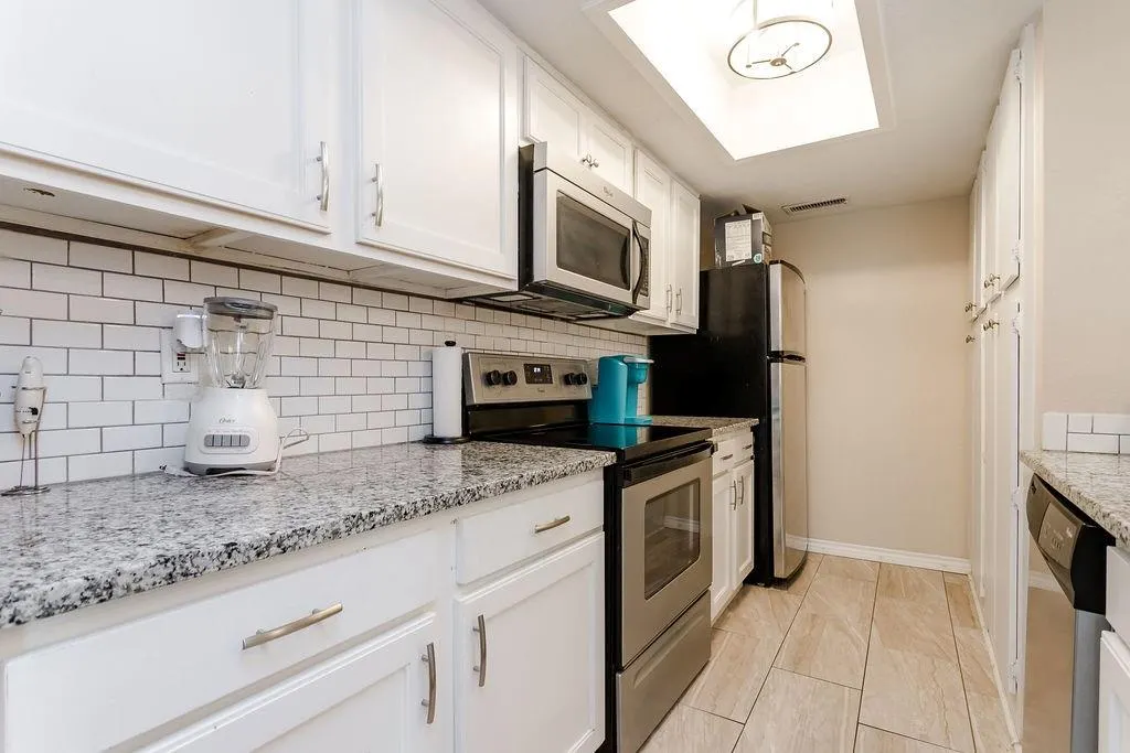 12802 Midway Road, #2003