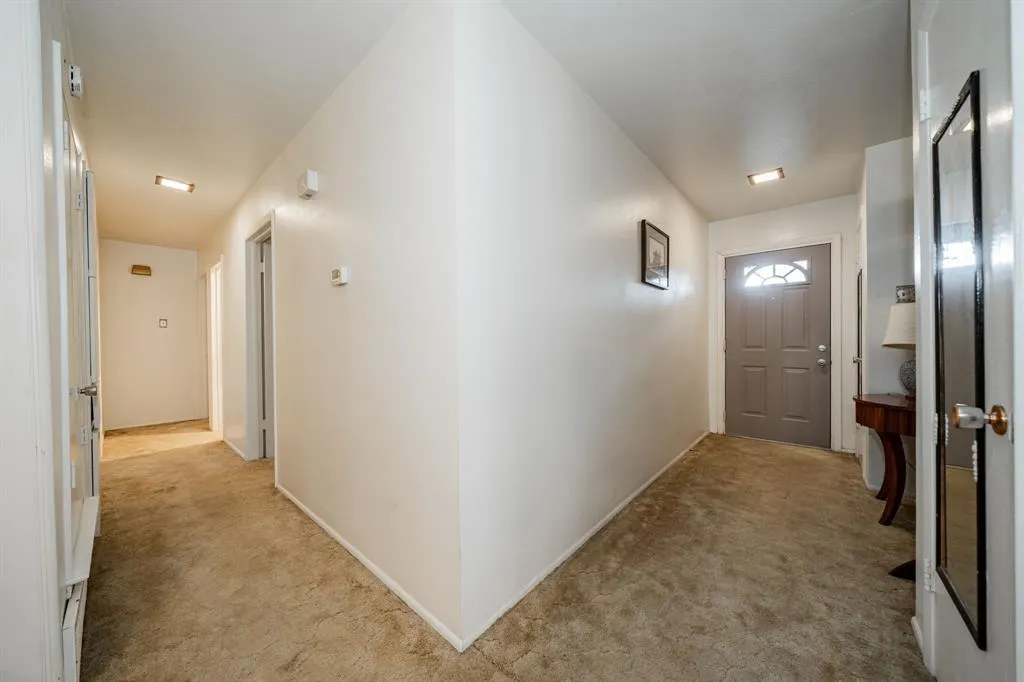 1759 Gross Road