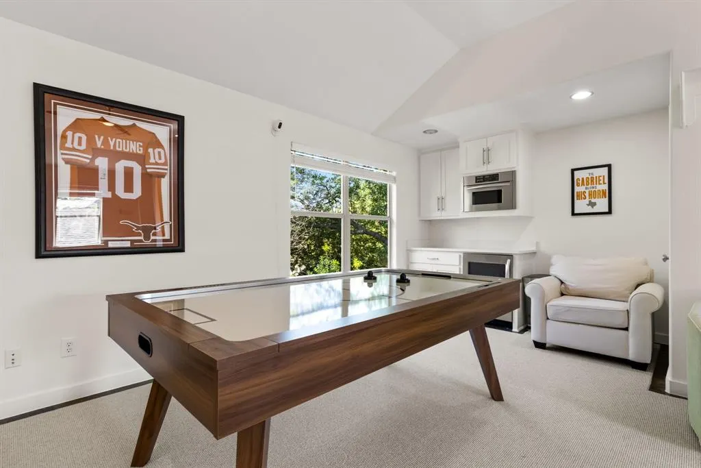 6227 Anita Street