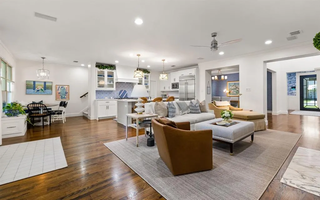6227 Anita Street