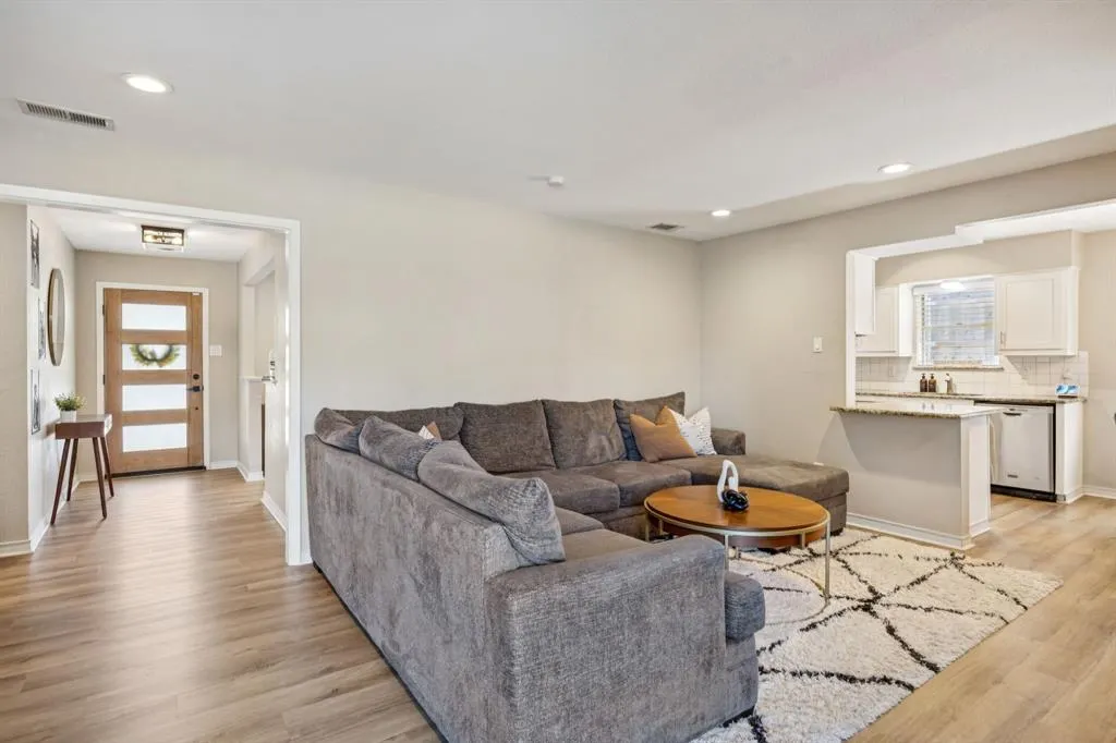 2015 Whitedove Drive