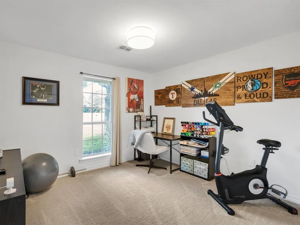 1748 Blossom Trail