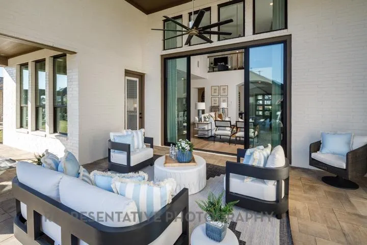 841 Bridle Path Parkway