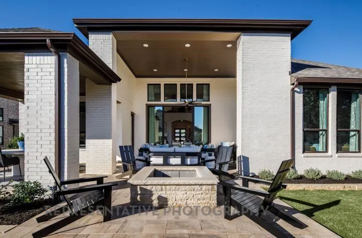 841 Bridle Path Parkway