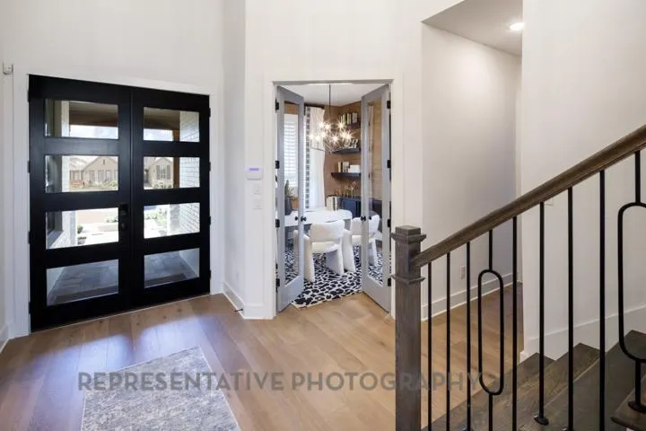 841 Bridle Path Parkway