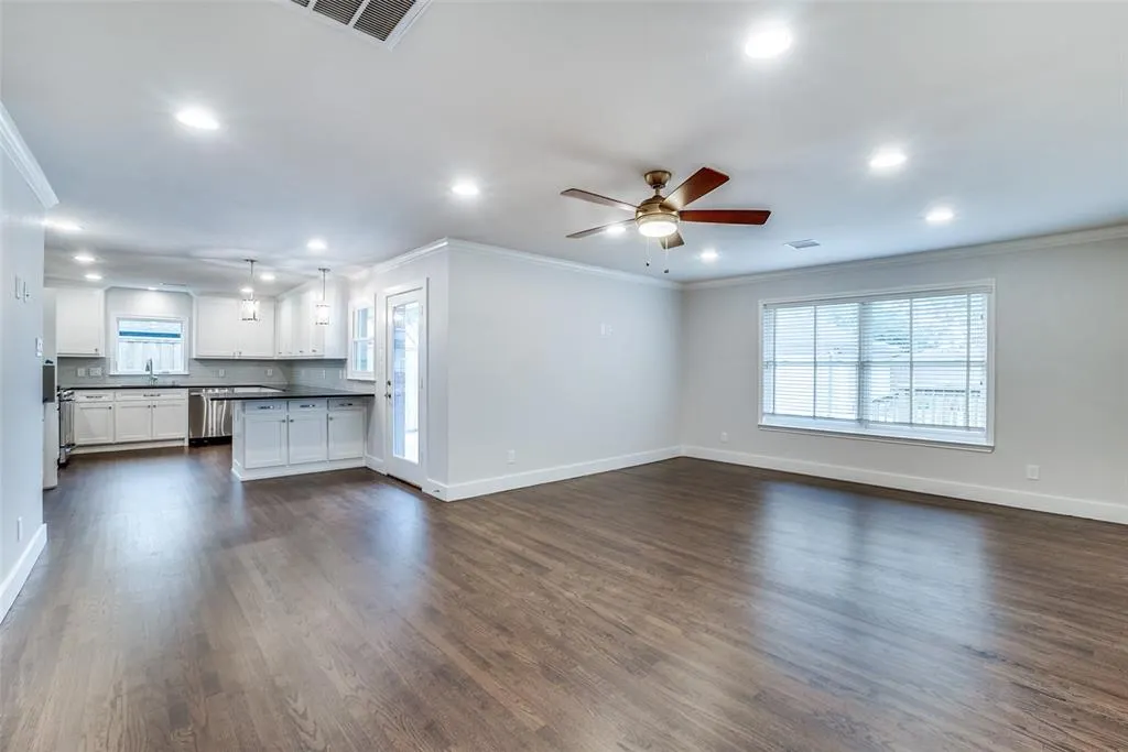 6447 Pemberton Drive