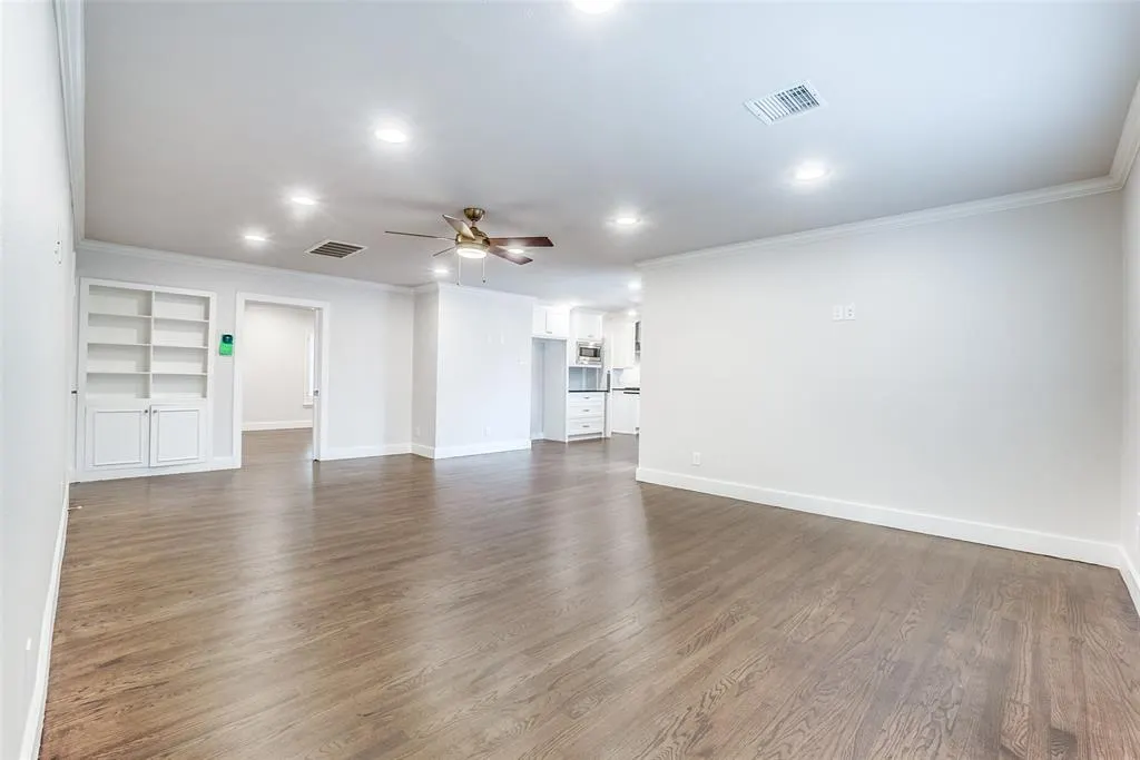 6447 Pemberton Drive