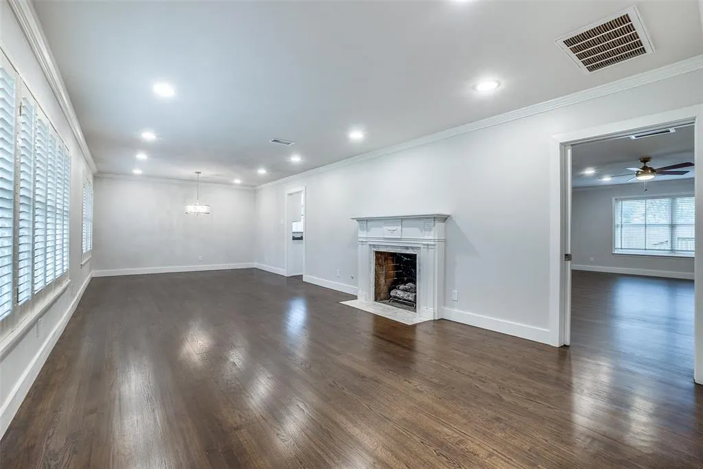 6447 Pemberton Drive