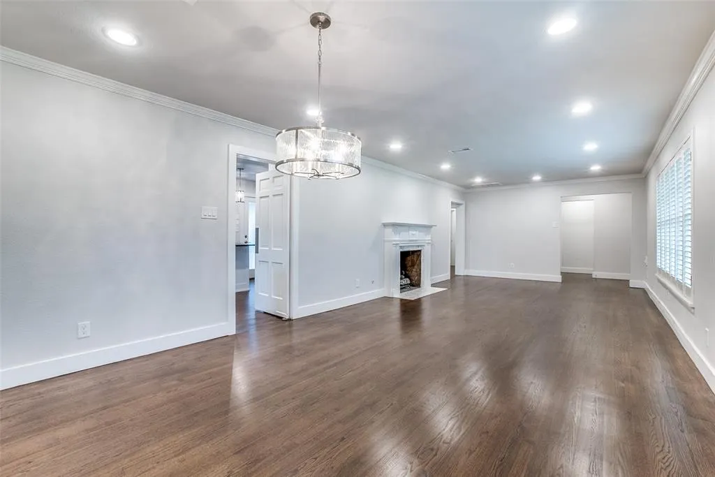 6447 Pemberton Drive