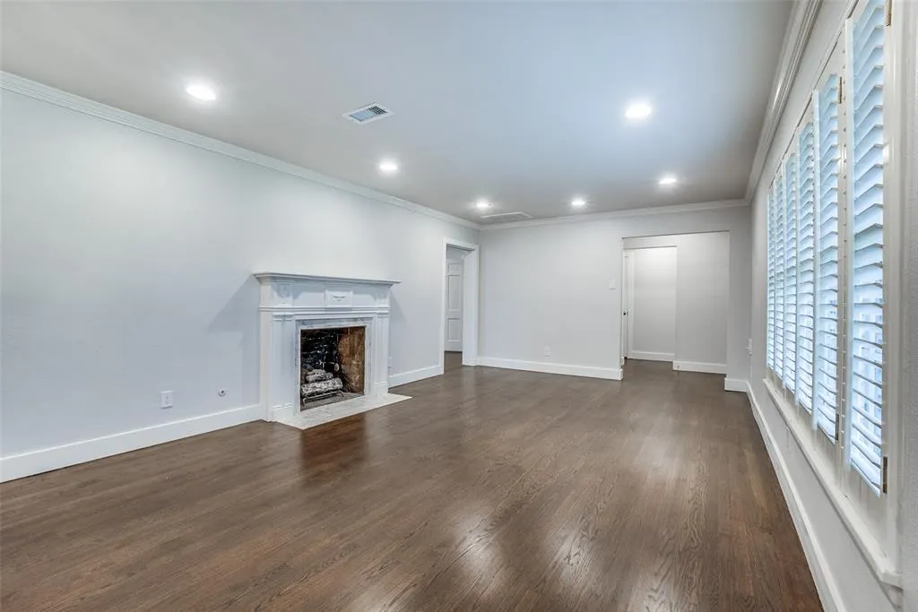 6447 Pemberton Drive