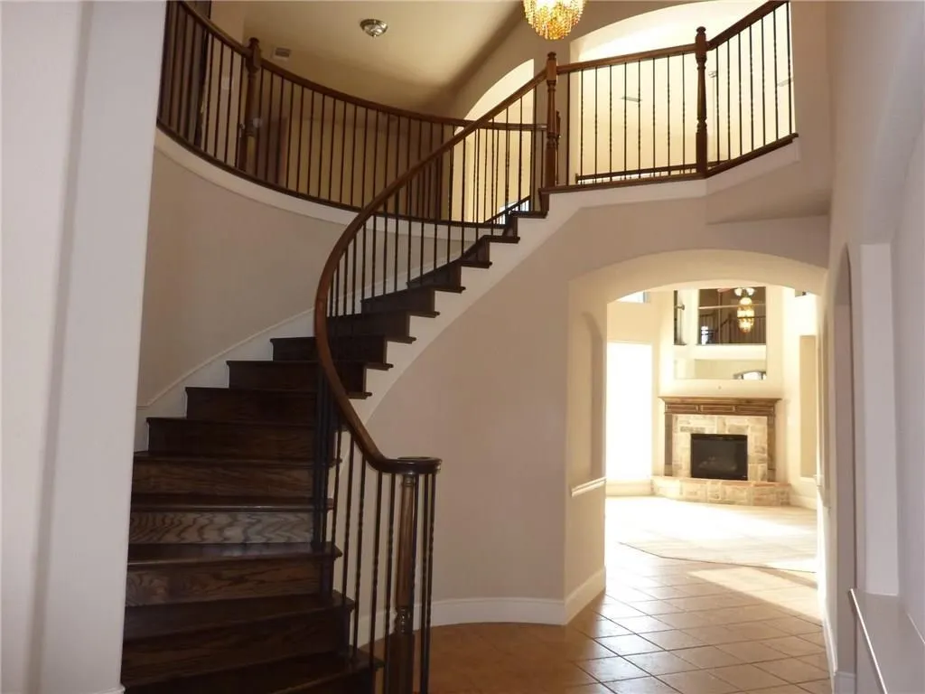 10187 Plainsman Lane