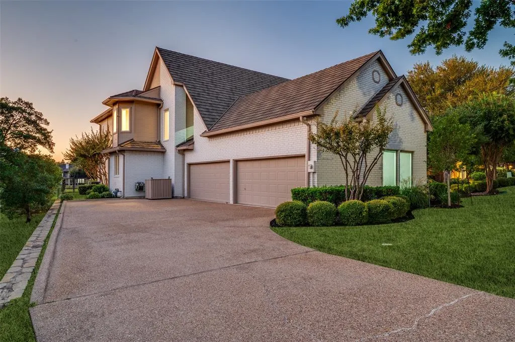 4647 Pine Valley Drive