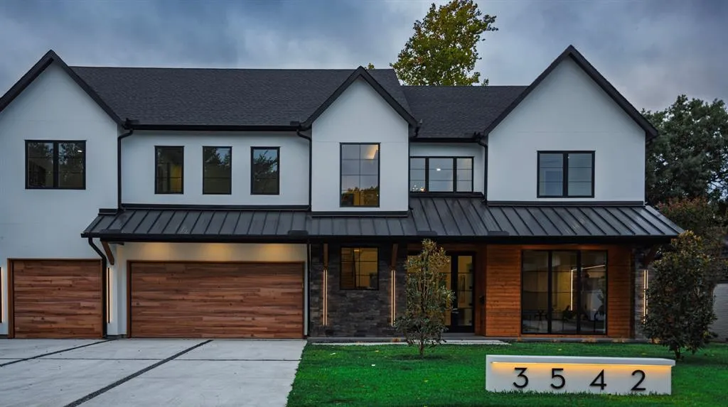 3542 Regent Drive