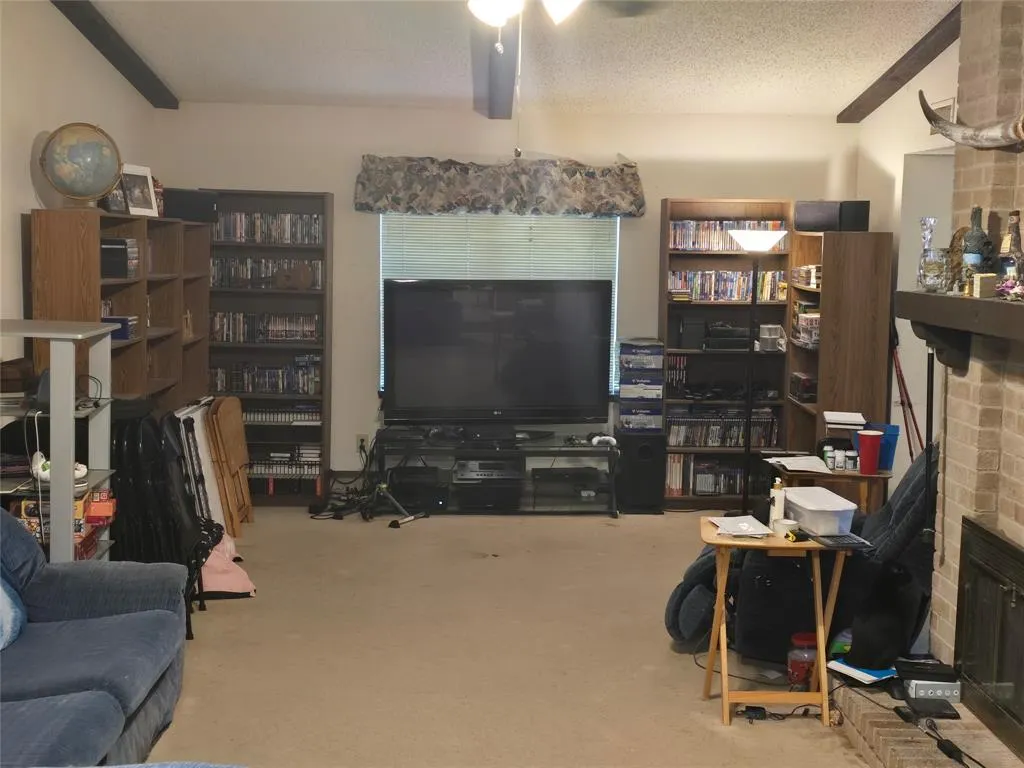 2605 Royal Oaks Drive