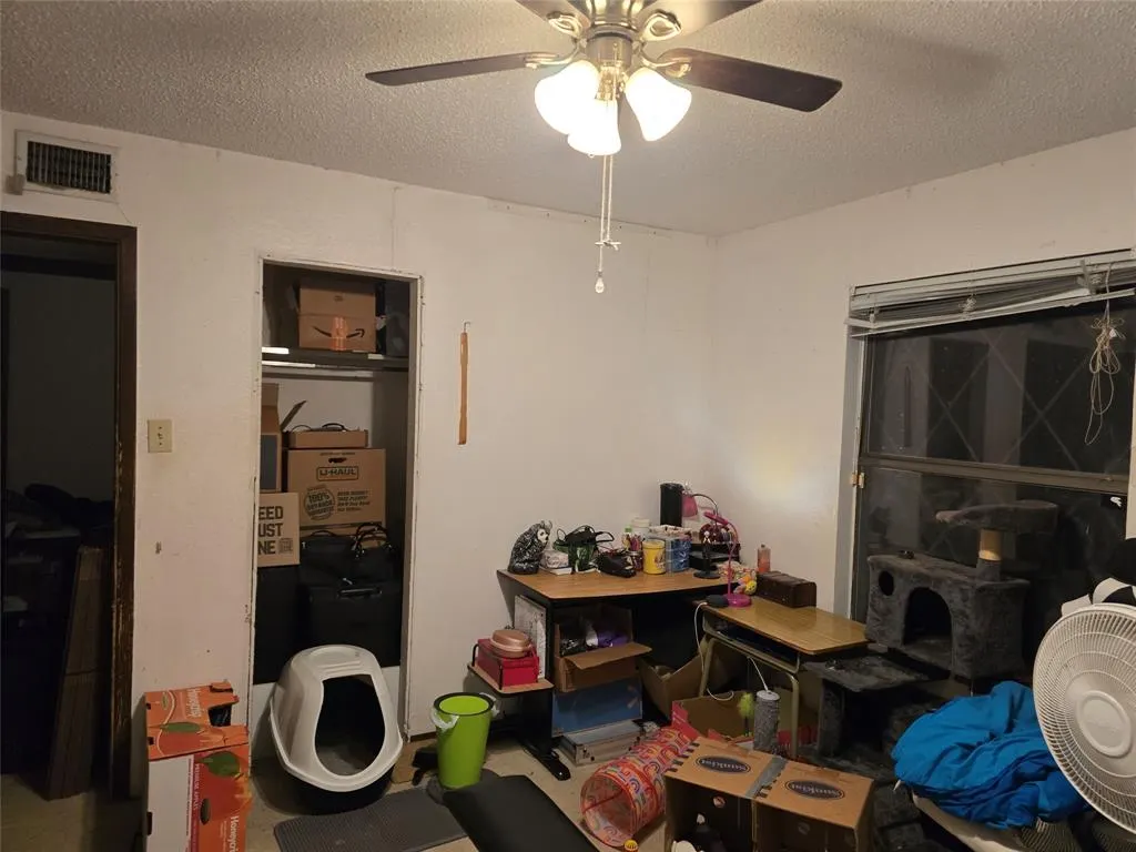 2605 Royal Oaks Drive