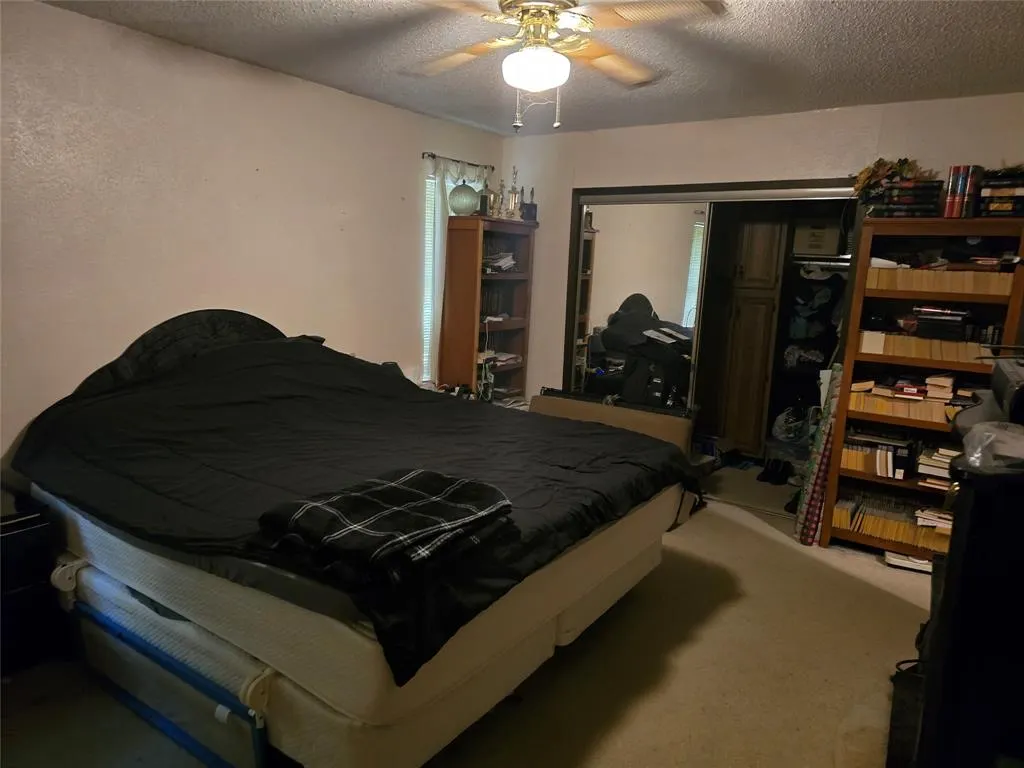 2605 Royal Oaks Drive