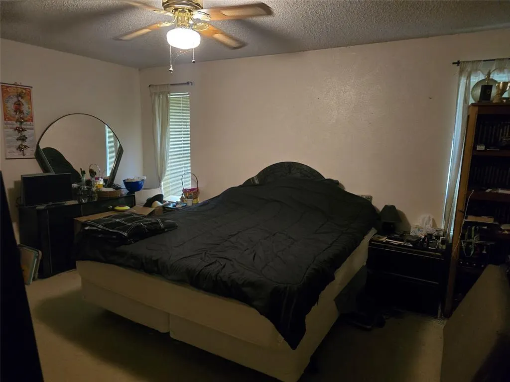 2605 Royal Oaks Drive
