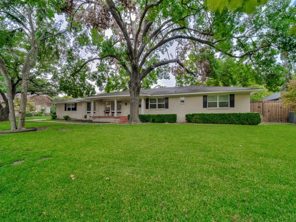6537 Linden Lane
