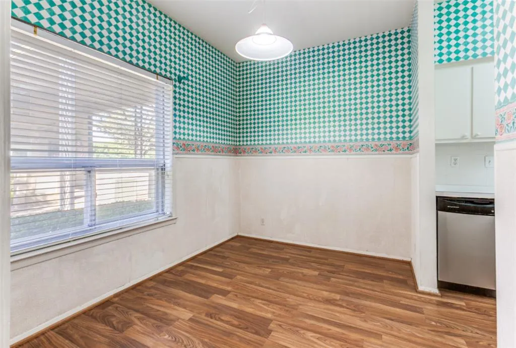 7526 W Northwest Highway, #2