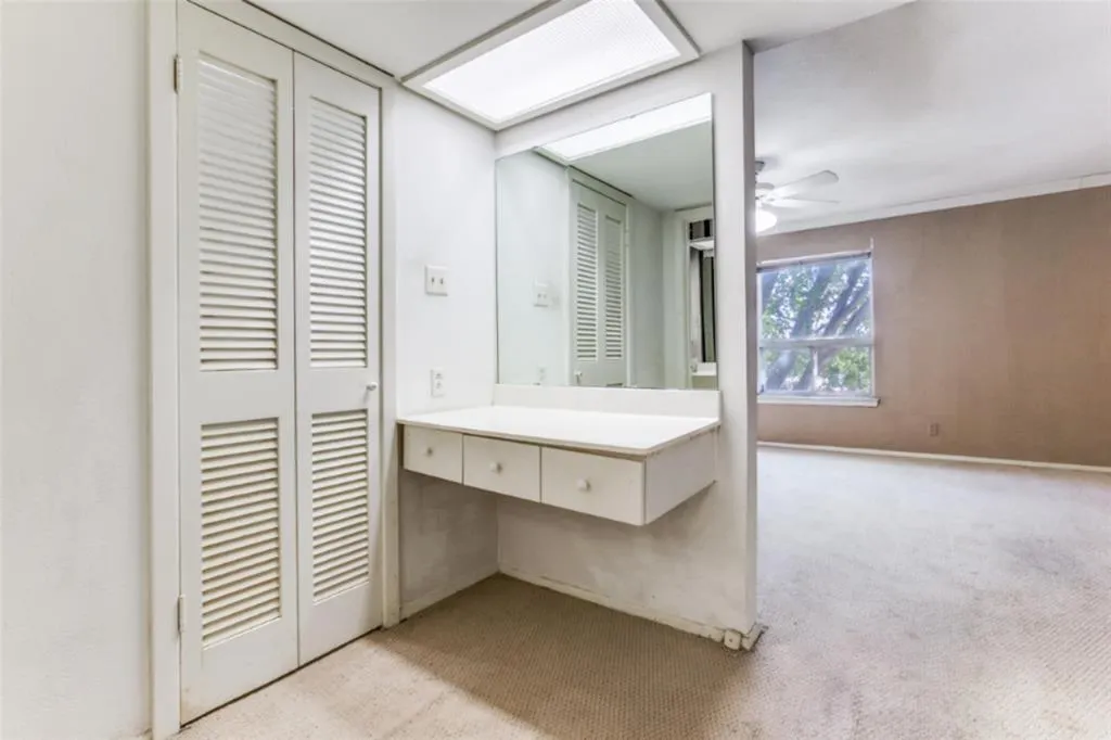 7526 W Northwest Highway, #2