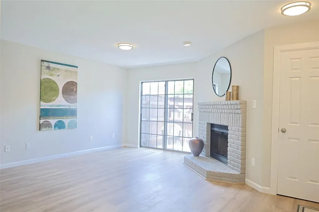 5757 E University Boulevard, #22F