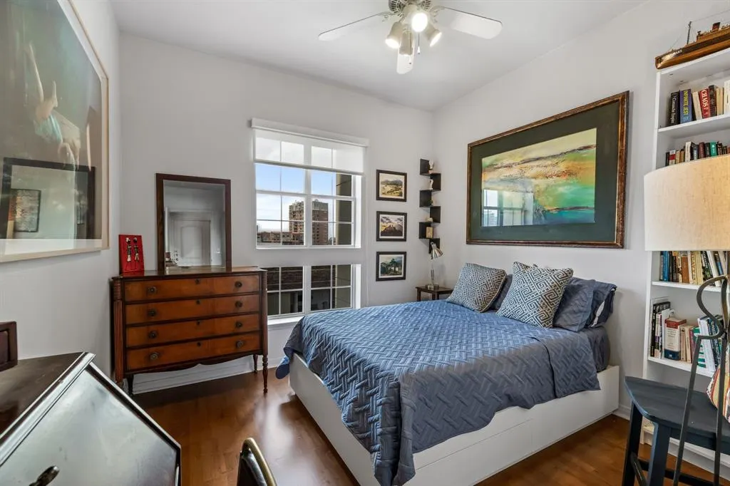 3225 Turtle Creek Boulevard, #820