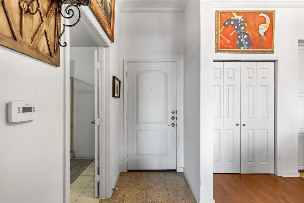 3225 Turtle Creek Boulevard, #820