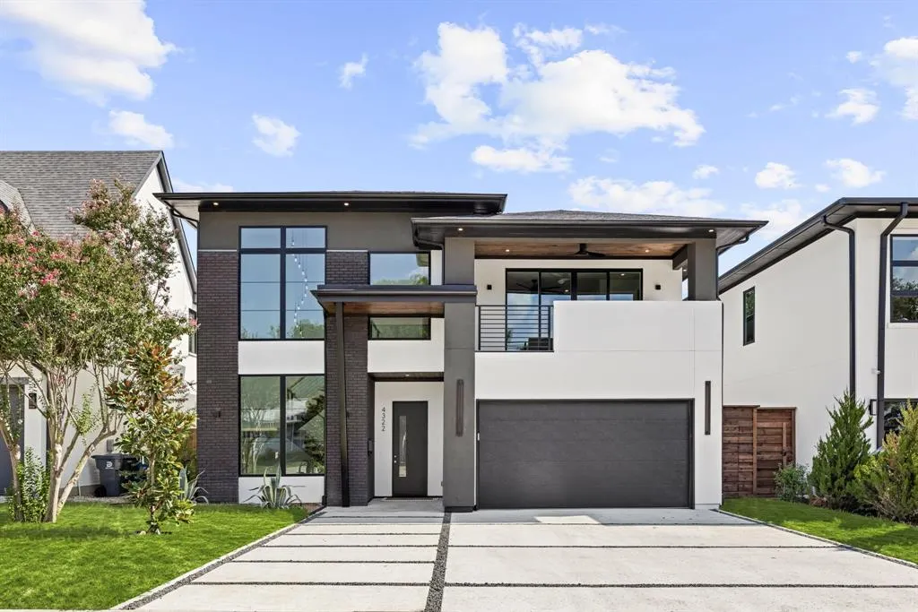 4322 Sexton Lane