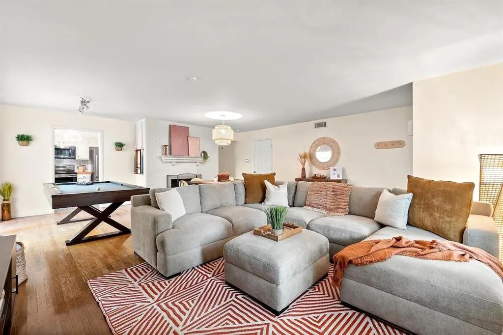 10918 Listi Drive