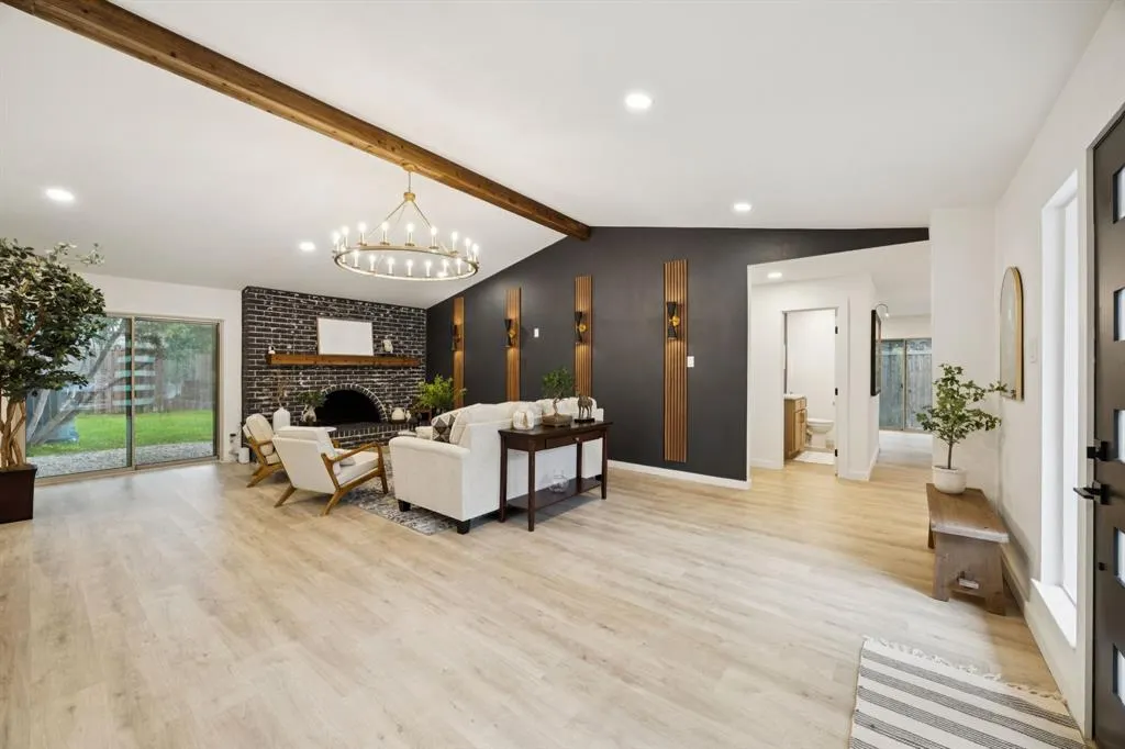 6724 Winterwood Lane