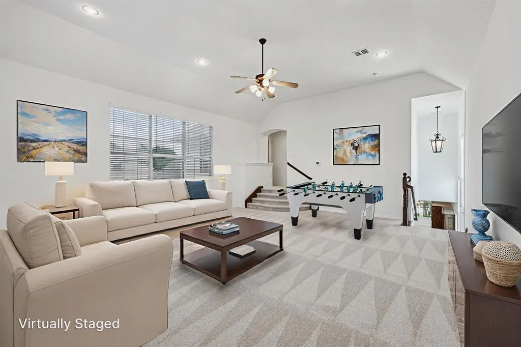 11295 Apple Valley Drive