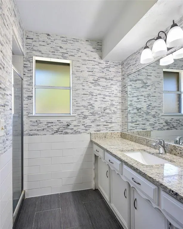 2609 Pinehurst Drive