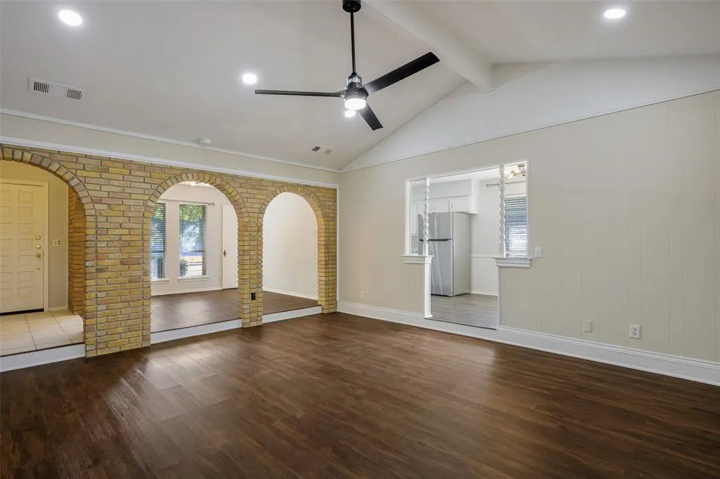 2609 Pinehurst Drive