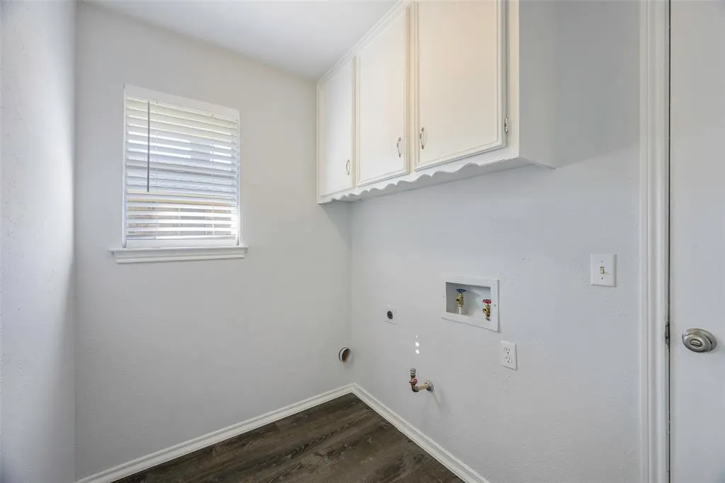 2609 Pinehurst Drive