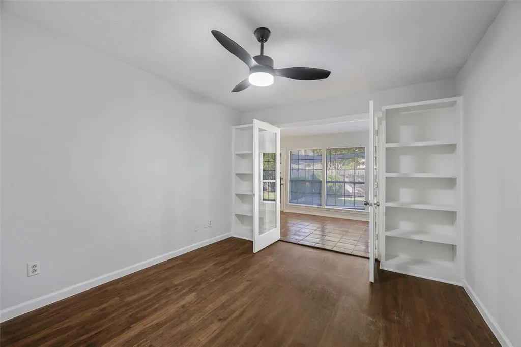 2609 Pinehurst Drive