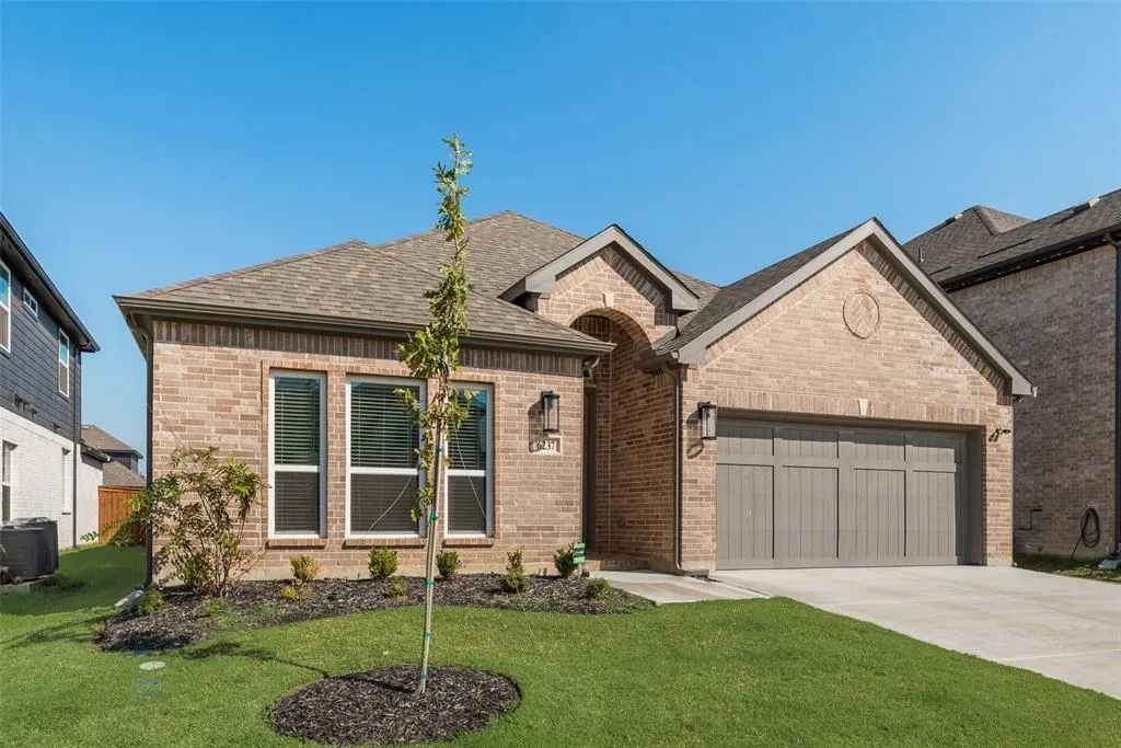 6237 White Creek Drive