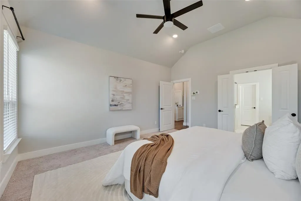 6237 White Creek Drive